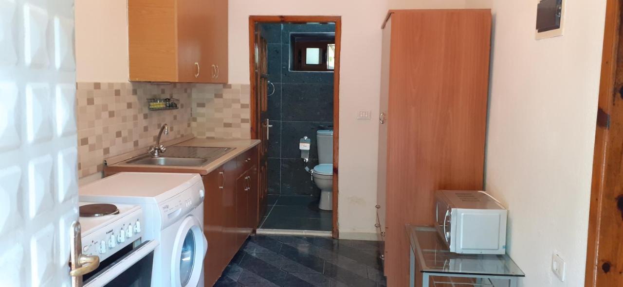 Eva Apartments Дермі Екстер'єр фото